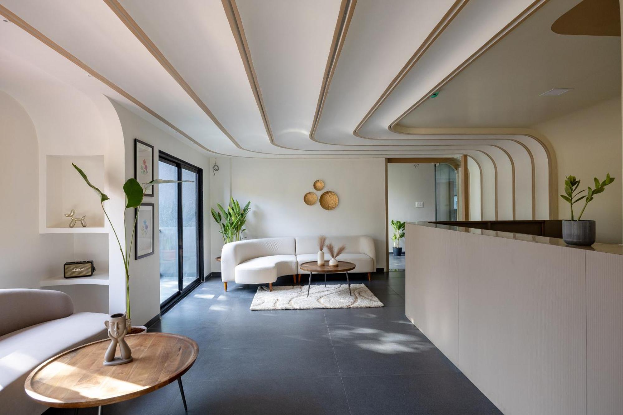 Saavi Suites Daman Εξωτερικό φωτογραφία