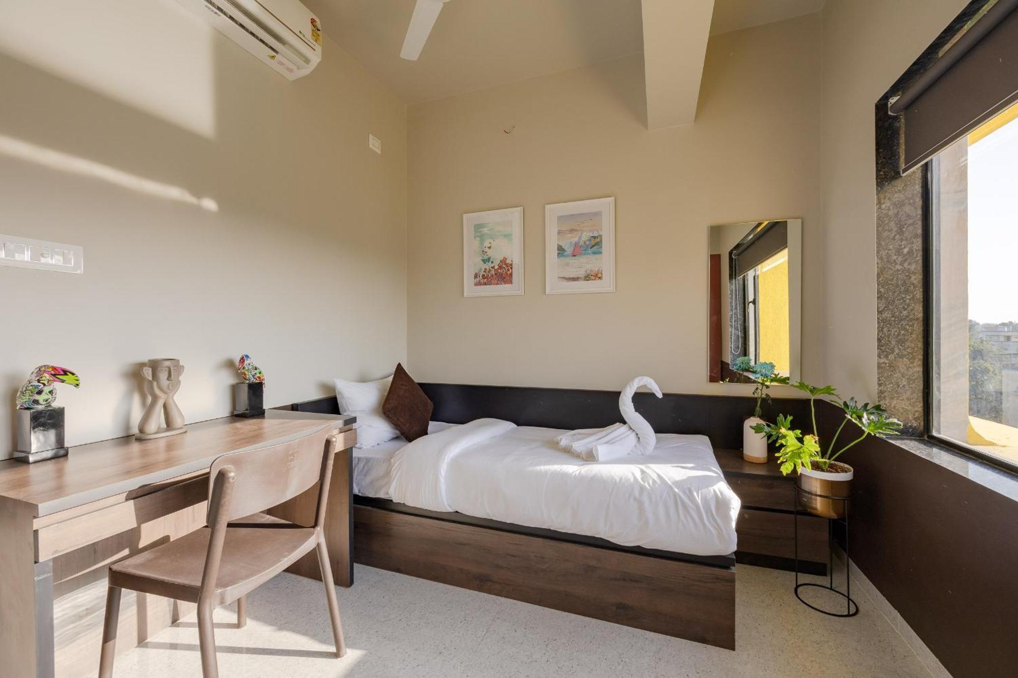 Saavi Suites Daman Εξωτερικό φωτογραφία