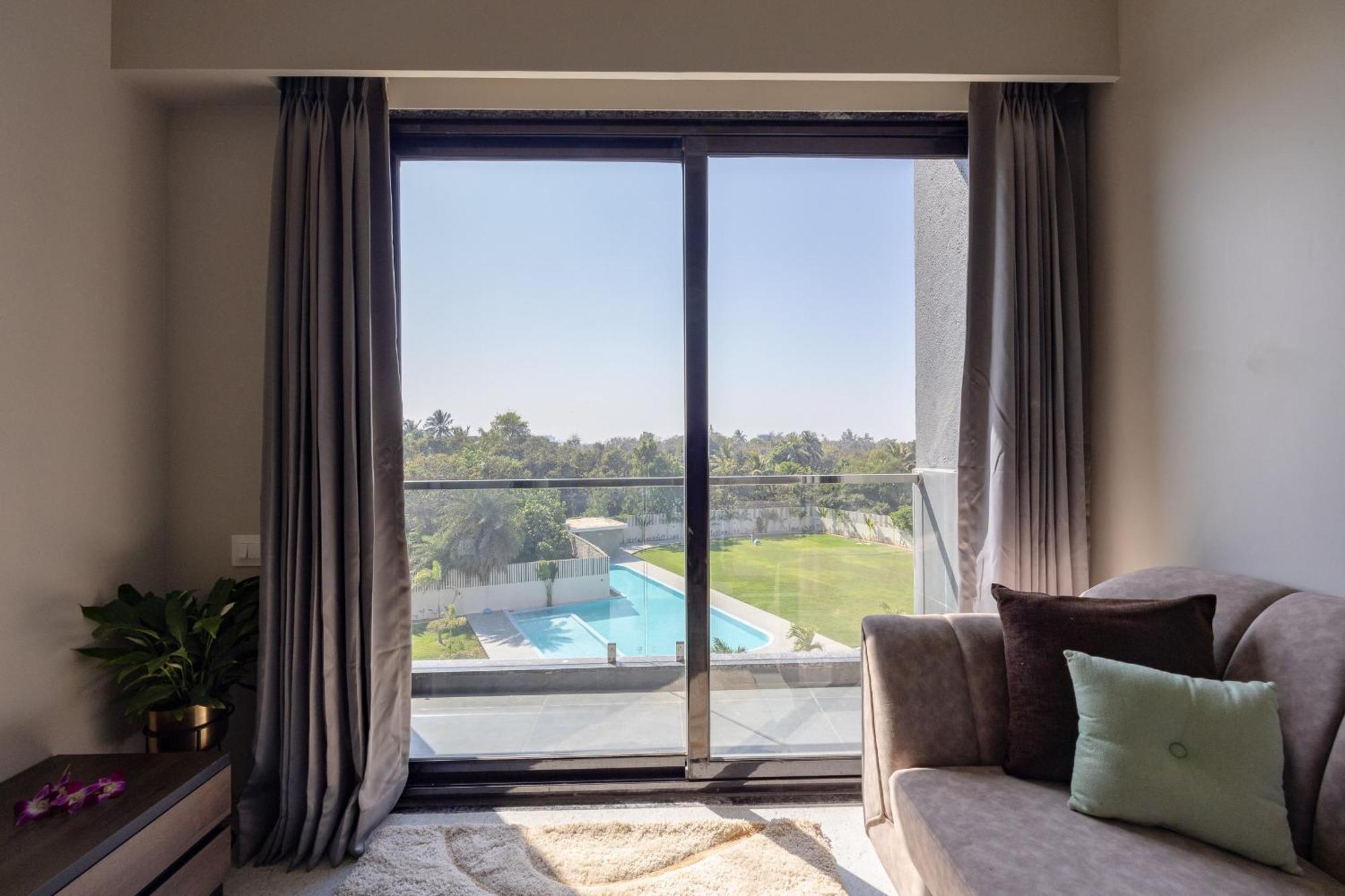 Saavi Suites Daman Εξωτερικό φωτογραφία